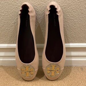 NWT Claire Ballet Flats in Rose Pink with Gold and Silver Medallion. Size 9